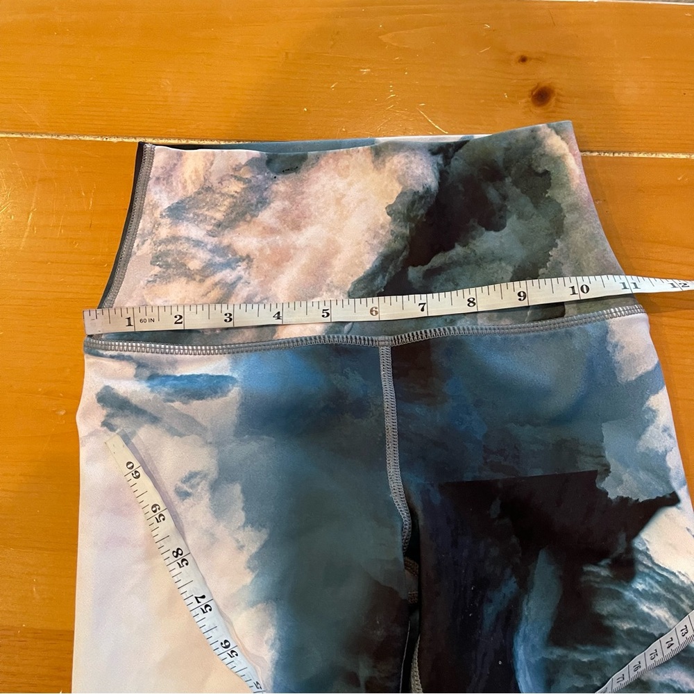 Carbon 38 watercolor leggings extra small XS - Picture 5 of 5